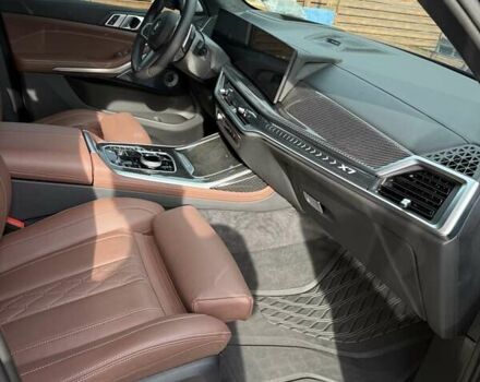 Черный БМВ X7, объемом двигателя 3 л и пробегом 28 тыс. км за 160500 $, фото 63 на Automoto.ua