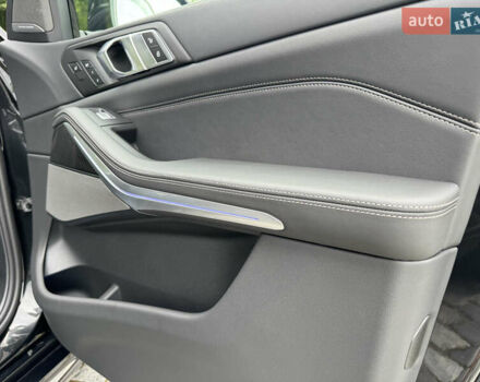 Черный БМВ X7, объемом двигателя 2.99 л и пробегом 14 тыс. км за 148999 $, фото 113 на Automoto.ua