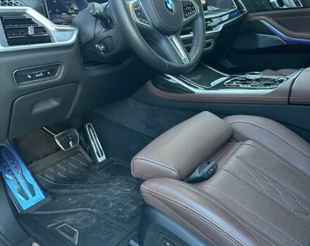 Черный БМВ X7, объемом двигателя 4.39 л и пробегом 11 тыс. км за 170000 $, фото 20 на Automoto.ua