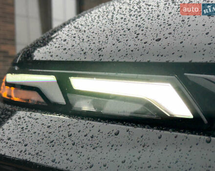 Черный БМВ X7, объемом двигателя 4.39 л и пробегом 15 тыс. км за 125000 $, фото 16 на Automoto.ua