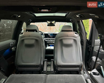 Черный БМВ X7, объемом двигателя 4.39 л и пробегом 15 тыс. км за 125000 $, фото 53 на Automoto.ua