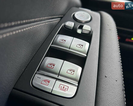 Черный БМВ X7, объемом двигателя 4.39 л и пробегом 15 тыс. км за 125000 $, фото 51 на Automoto.ua