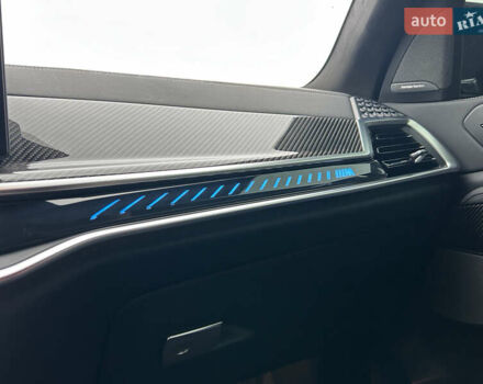 Черный БМВ X7, объемом двигателя 4.39 л и пробегом 15 тыс. км за 125000 $, фото 37 на Automoto.ua