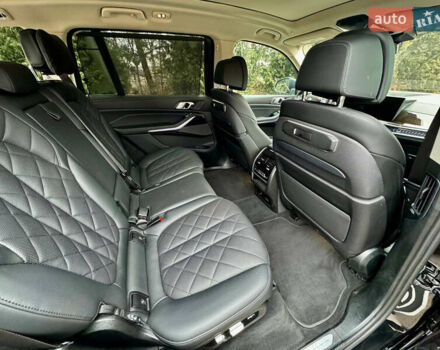 Черный БМВ X7, объемом двигателя 3 л и пробегом 29 тыс. км за 97677 $, фото 20 на Automoto.ua