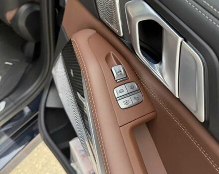 Черный БМВ X7, объемом двигателя 3 л и пробегом 28 тыс. км за 160500 $, фото 61 на Automoto.ua