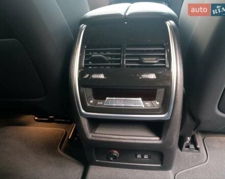 Черный БМВ X7, объемом двигателя 2.99 л и пробегом 12 тыс. км за 152000 $, фото 10 на Automoto.ua