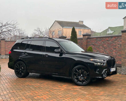 Черный БМВ X7, объемом двигателя 4.39 л и пробегом 15 тыс. км за 125000 $, фото 7 на Automoto.ua