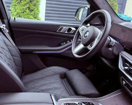 Черный БМВ X7, объемом двигателя 2.99 л и пробегом 22 тыс. км за 138000 $, фото 14 на Automoto.ua