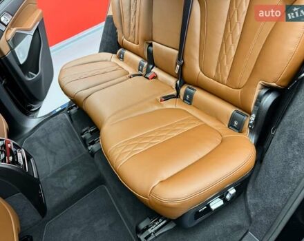 Черный БМВ X7, объемом двигателя 4.4 л и пробегом 1 тыс. км за 185900 $, фото 51 на Automoto.ua