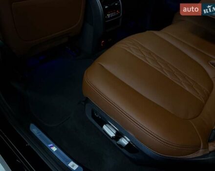 Черный БМВ X7, объемом двигателя 4.39 л и пробегом 1 тыс. км за 182500 $, фото 59 на Automoto.ua