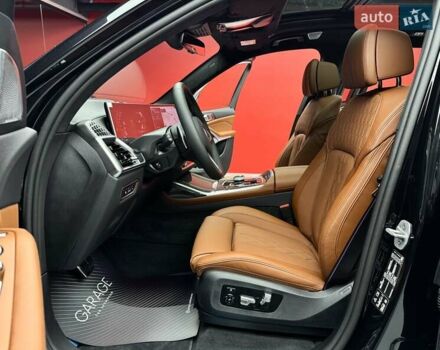 Черный БМВ X7, объемом двигателя 4.4 л и пробегом 1 тыс. км за 185900 $, фото 34 на Automoto.ua