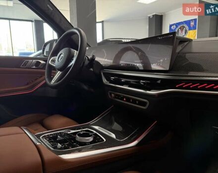 Черный БМВ X7, объемом двигателя 4.39 л и пробегом 1 тыс. км за 182500 $, фото 65 на Automoto.ua