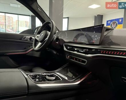 Черный БМВ X7, объемом двигателя 3 л и пробегом 3 тыс. км за 152500 $, фото 65 на Automoto.ua