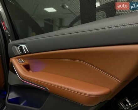 Черный БМВ X7, объемом двигателя 4.39 л и пробегом 1 тыс. км за 182500 $, фото 60 на Automoto.ua