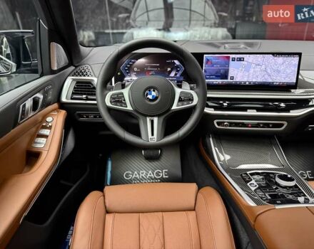 Черный БМВ X7, объемом двигателя 4.4 л и пробегом 1 тыс. км за 185900 $, фото 41 на Automoto.ua