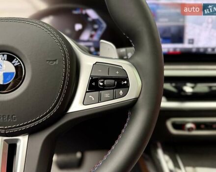 Черный БМВ X7, объемом двигателя 4.4 л и пробегом 1 тыс. км за 185900 $, фото 40 на Automoto.ua