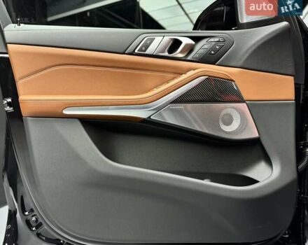 Черный БМВ X7, объемом двигателя 4.4 л и пробегом 1 тыс. км за 185900 $, фото 32 на Automoto.ua