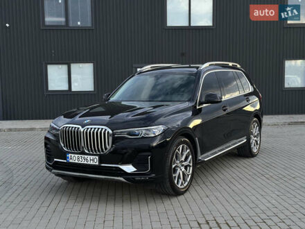 БМВ X7 2019 у Ужгороді на Automoto.ua Чорний БМВ X7, об'ємом двигуна 3 л та пробігом 47 тис. км за 63000 $, фото 1 на Automoto.ua