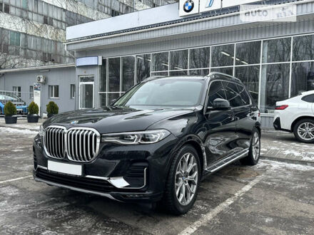 Чорний БМВ X7, об'ємом двигуна 3 л та пробігом 102 тис. км за 71500 $, фото 1 на Automoto.ua