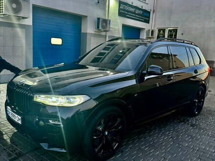 БМВ X7 2020 в Одессе на Automoto.ua Черный БМВ X7, объемом двигателя 2.99 л и пробегом 100 тыс. км за 76000 $, фото 1 на Automoto.ua