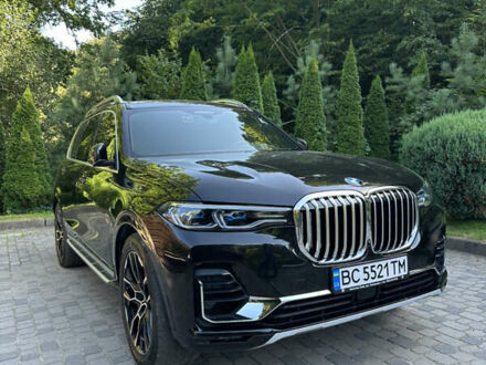 БМВ X7 2020 в Львове на Automoto.ua Черный БМВ X7, объемом двигателя 2.99 л и пробегом 120 тыс. км за 67000 $, фото 1 на Automoto.ua