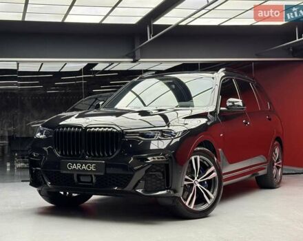 Черный БМВ X7, объемом двигателя 4.4 л и пробегом 33 тыс. км за 88800 $, фото 1 на Automoto.ua
