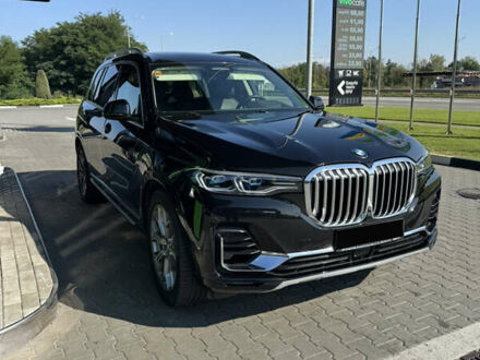 БМВ X7 2021 в Киеве на Automoto.ua Черный БМВ X7, объемом двигателя 3 л и пробегом 118 тыс. км за 65000 $, фото 1 на Automoto.ua