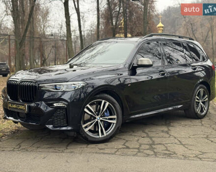 Черный БМВ X7, объемом двигателя 4.4 л и пробегом 49 тыс. км за 85000 $, фото 1 на Automoto.ua