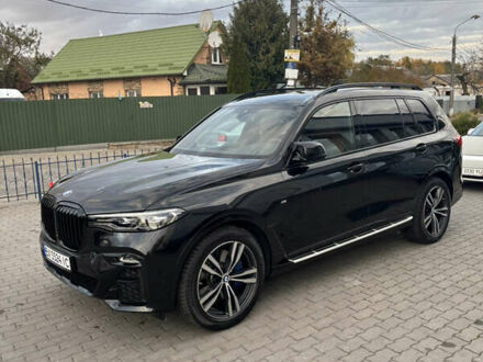 БМВ X7 2021 у Хмельницькому на Automoto.ua Чорний БМВ X7, об'ємом двигуна 3 л та пробігом 47 тис. км за 90000 $, фото 1 на Automoto.ua