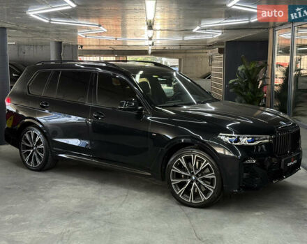 Черный БМВ X7, объемом двигателя 4.39 л и пробегом 23 тыс. км за 101000 $, фото 1 на Automoto.ua