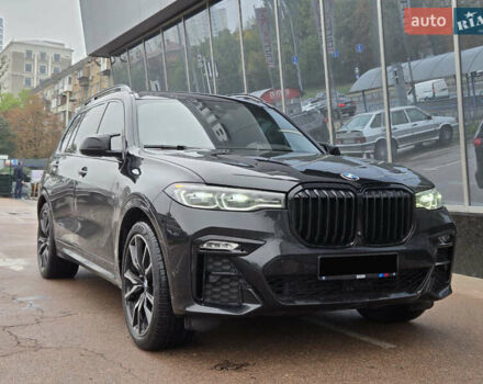 Черный БМВ X7, объемом двигателя 3 л и пробегом 75 тыс. км за 75900 $, фото 1 на Automoto.ua