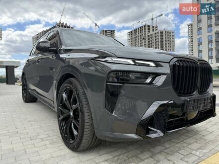 БМВ X7 2023 в Киеве на Automoto.ua Черный БМВ X7, объемом двигателя 2.99 л и пробегом 59 тыс. км за 129333 $, фото 1 на Automoto.ua