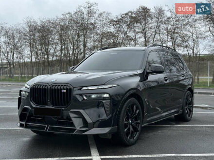 БМВ X7 2023 в Днепре (Днепропетровске) на Automoto.ua Черный БМВ X7, объемом двигателя 4.4 л и пробегом 31 тыс. км за 143500 $, фото 1 на Automoto.ua