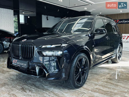 БМВ X7 2023 в Киеве на Automoto.ua Черный БМВ X7, объемом двигателя 2.99 л и пробегом 49 тыс. км за 120000 $, фото 1 на Automoto.ua