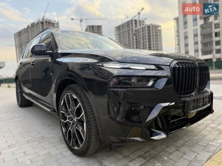 БМВ X7 2023 в Киеве на Automoto.ua Черный БМВ X7, объемом двигателя 3 л и пробегом 1 тыс. км за 139300 $, фото 1 на Automoto.ua
