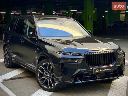БМВ X7 2023 в Киеве на Automoto.ua Черный БМВ X7, объемом двигателя 2.99 л и пробегом 57 тыс. км за 137990 $, фото 1 на Automoto.ua