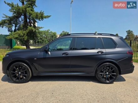 Черный БМВ X7, объемом двигателя 3 л и пробегом 32 тыс. км за 121500 $, фото 1 на Automoto.ua