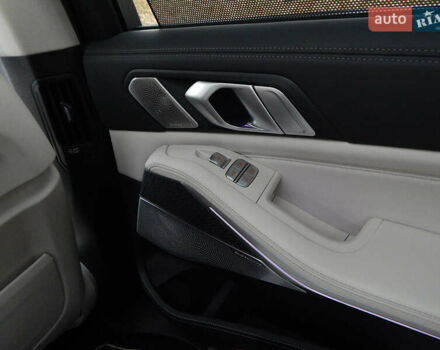 Фиолетовый БМВ X7, объемом двигателя 2.99 л и пробегом 37 тыс. км за 99990 $, фото 23 на Automoto.ua