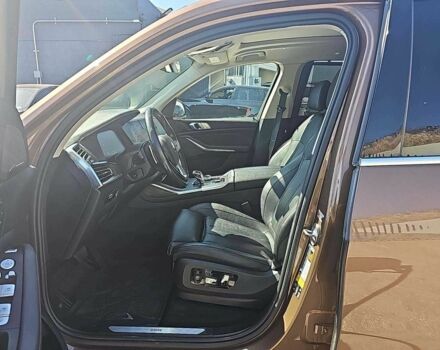 Коричневый БМВ X7, объемом двигателя 3 л и пробегом 42 тыс. км за 23200 $, фото 3 на Automoto.ua