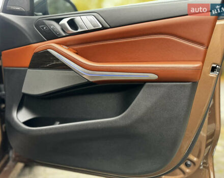 Коричневий БМВ X7, об'ємом двигуна 4.39 л та пробігом 152 тис. км за 59999 $, фото 33 на Automoto.ua