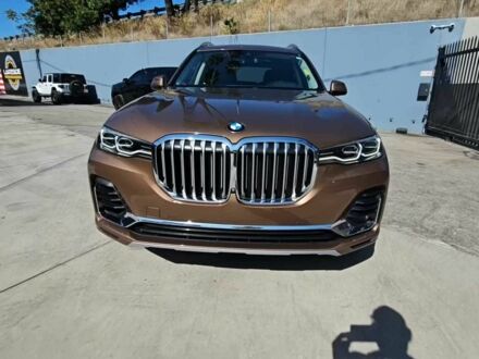 Коричневый БМВ X7, объемом двигателя 3 л и пробегом 42 тыс. км за 23200 $, фото 1 на Automoto.ua