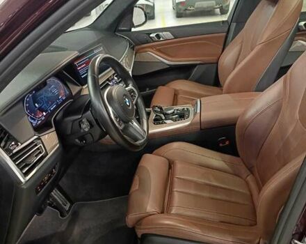 Красный БМВ X7, объемом двигателя 2.99 л и пробегом 50 тыс. км за 93500 $, фото 8 на Automoto.ua