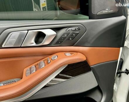 БМВ X7, объемом двигателя 4.4 л и пробегом 68 тыс. км за 72900 $, фото 16 на Automoto.ua