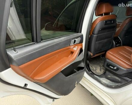 БМВ X7, объемом двигателя 4.4 л и пробегом 145 тыс. км за 46500 $, фото 19 на Automoto.ua