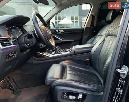 БМВ X7, объемом двигателя 2.99 л и пробегом 159 тыс. км за 61900 $, фото 18 на Automoto.ua