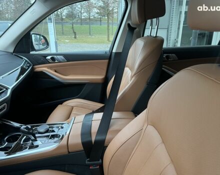 БМВ X7, объемом двигателя 3 л и пробегом 32 тыс. км за 94823 $, фото 42 на Automoto.ua