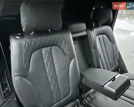 БМВ X7, объемом двигателя 4.39 л и пробегом 52 тыс. км за 85000 $, фото 71 на Automoto.ua