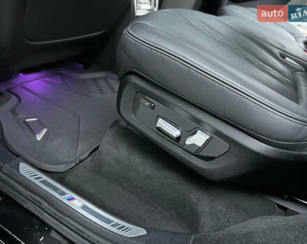 БМВ X7, объемом двигателя 4.39 л и пробегом 52 тыс. км за 85000 $, фото 69 на Automoto.ua