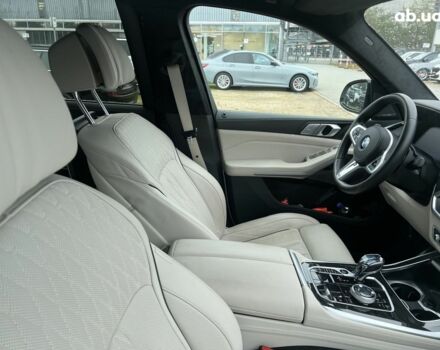 БМВ X7, объемом двигателя 4.4 л и пробегом 5 тыс. км за 122591 $, фото 18 на Automoto.ua