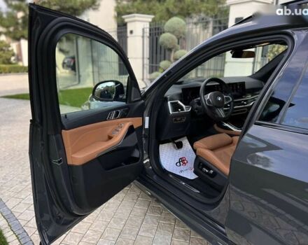 БМВ X7, объемом двигателя 3 л и пробегом 18 тыс. км за 125000 $, фото 25 на Automoto.ua